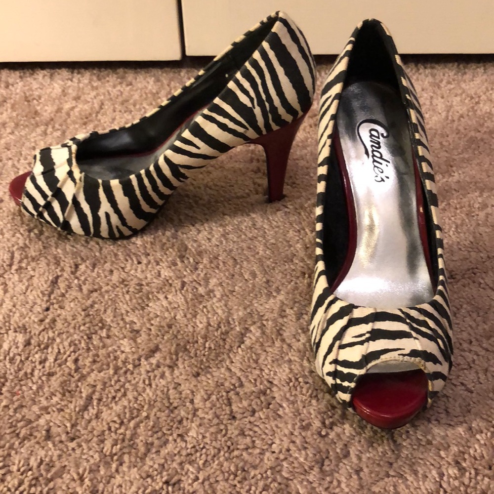 Zebra heels